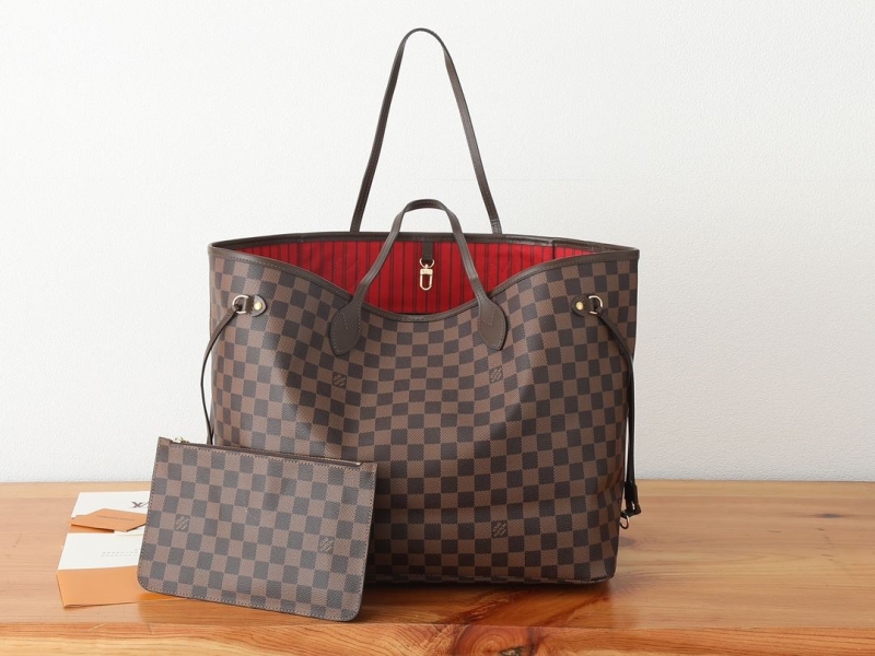 LV Shopping Bags